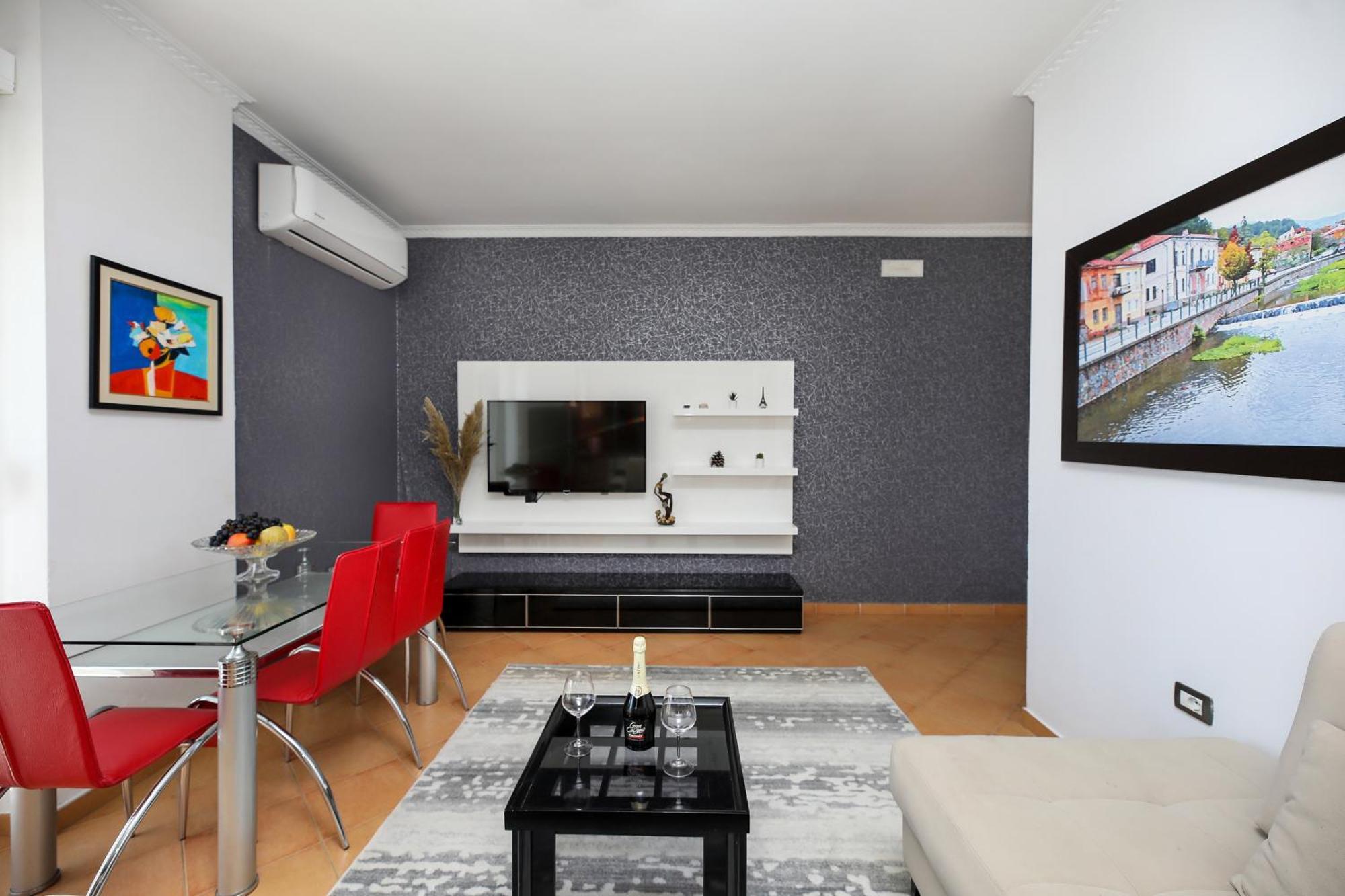 Jimi Apartments 2 Влёра Экстерьер фото